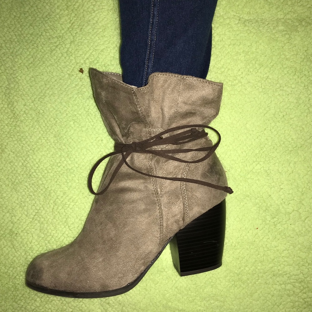 Qupid Booties 8.5